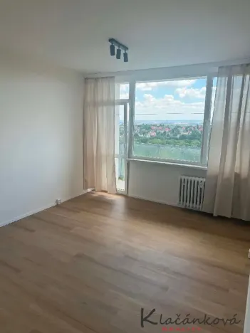 Prodej bytu 2+1, Chomutov, Stavbařská, 62 m2