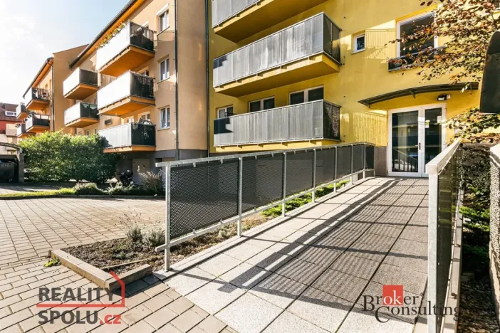 Pronájem bytu 2+kk, Brno - Řečkovice, Nachová, 40 m2