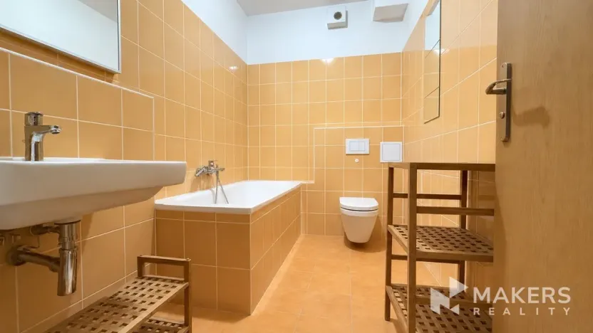 Pronájem bytu 2+kk, Jesenice, V Roháči I., 56 m2