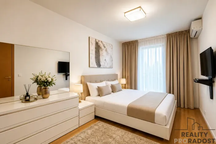 Pronájem bytu 3+kk, Praha - Vršovice, Vršovická, 95 m2