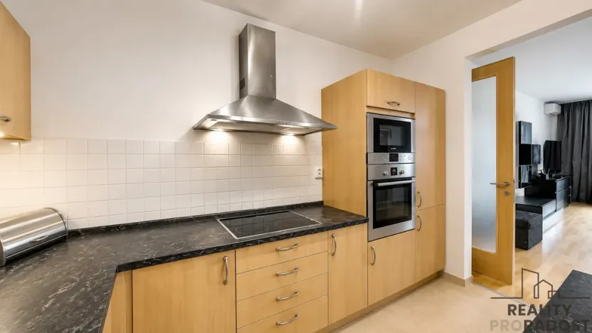 Pronájem bytu 3+kk, Praha - Vršovice, Vršovická, 95 m2