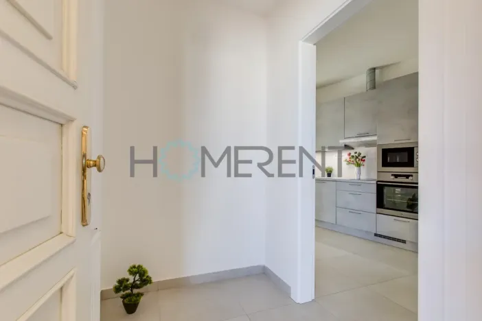 Pronájem bytu 1+1, Praha - Nové Město, Vyšehradská, 37 m2