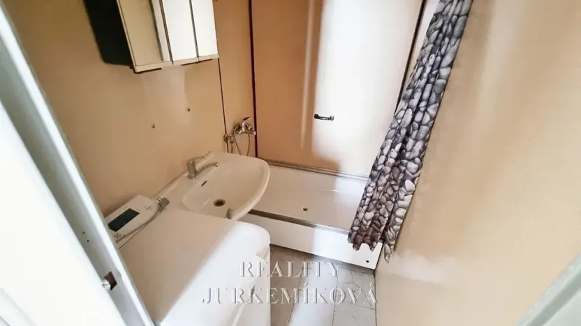 Prodej bytu 2+kk, České Budějovice, Labská, 44 m2