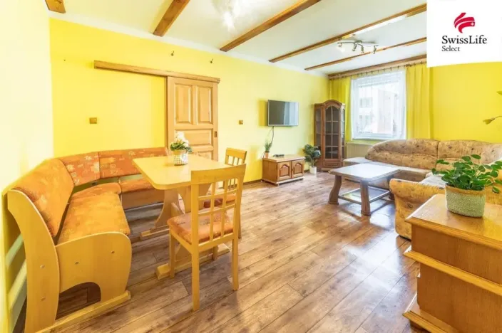 Prodej bytu 3+1, Nové Hrady, Zahradní čtvrť, 71 m2