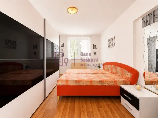 Prodej bytu 3+1, Člunek - Lomy, 63 m2