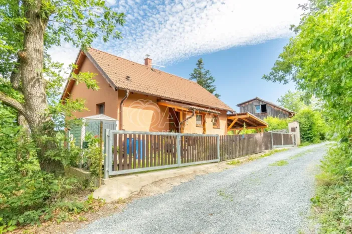 Prodej chaty, Dolní Břežany - Lhota, U Lesa, 50 m2
