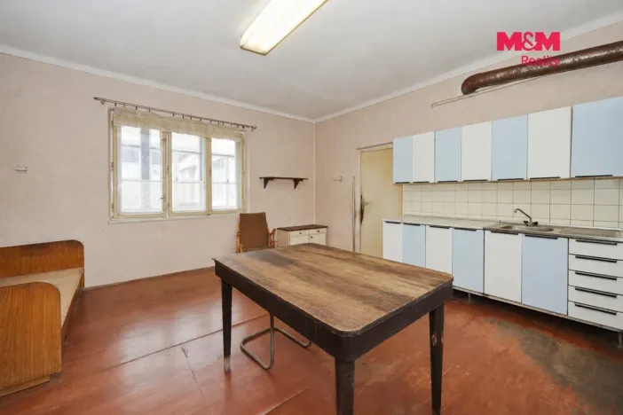 Prodej zemědělské usedlosti, Černovice - Benešov, 265 m2