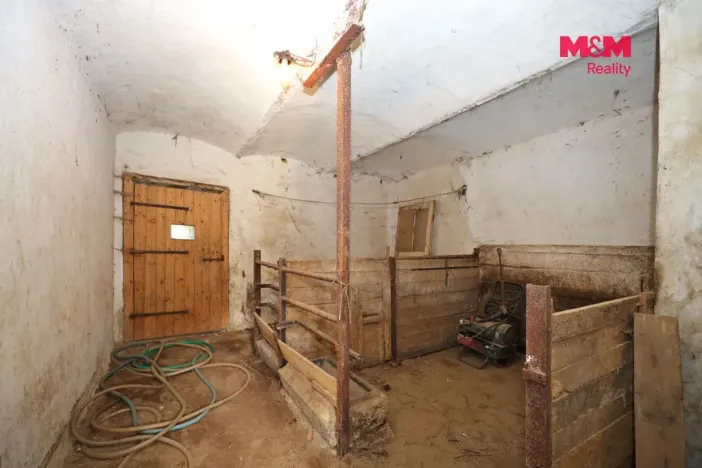 Prodej zemědělské usedlosti, Černovice - Benešov, 265 m2