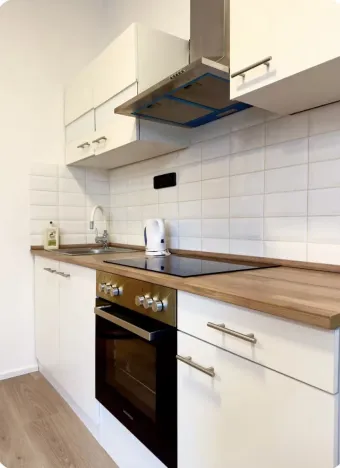 Pronájem bytu 2+kk, Praha - Karlín, Křižíkova, 36 m2
