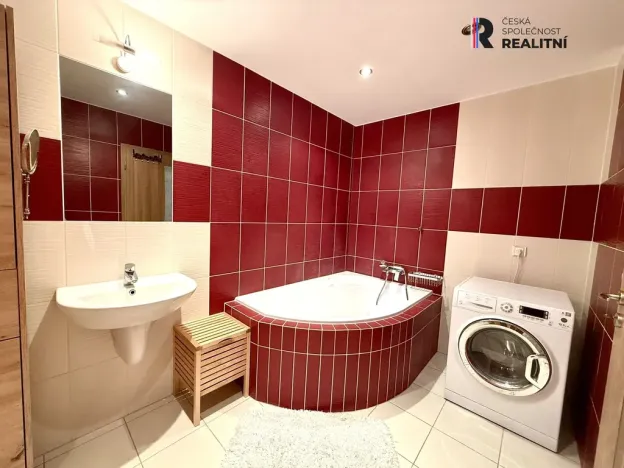 Pronájem bytu 2+kk, Cheb, Havlíčkova, 70 m2