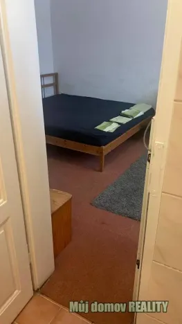 Pronájem bytu 1+kk, Praha - Dolní Chabry, Prunéřovská, 22 m2
