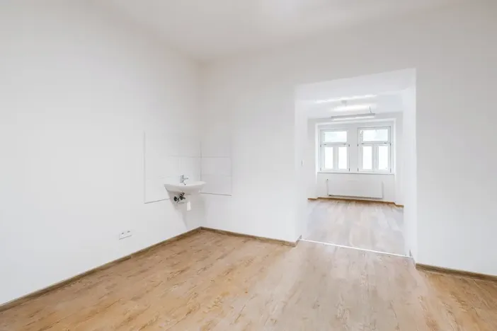 Pronájem obchodního prostoru, Praha - Nové Město, Sokolská, 50 m2