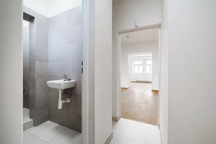 Pronájem obchodního prostoru, Praha - Nové Město, Sokolská, 50 m2
