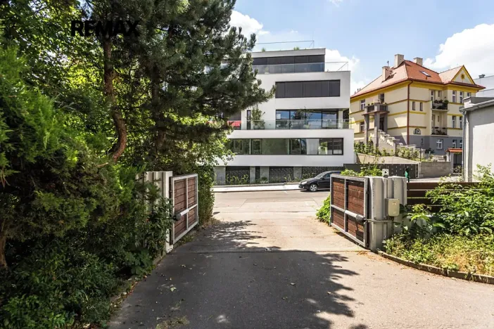 Pronájem bytu 3+kk, Praha - Smíchov, Na Cihlářce, 80 m2