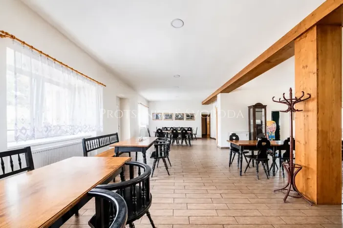 Prodej činžovního domu, Dobšice, Lahoferova, 218 m2