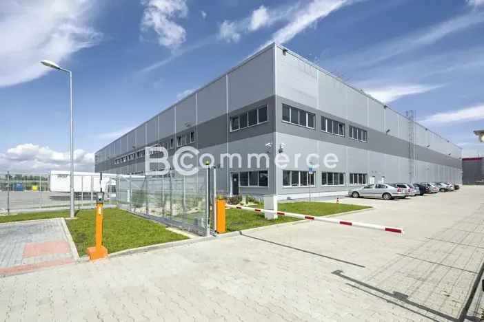 Pronájem skladu, Brno, 5250 m2