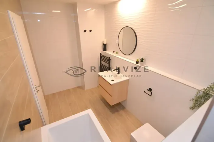 Pronájem bytu 3+kk, České Budějovice, Čakovská, 84 m2