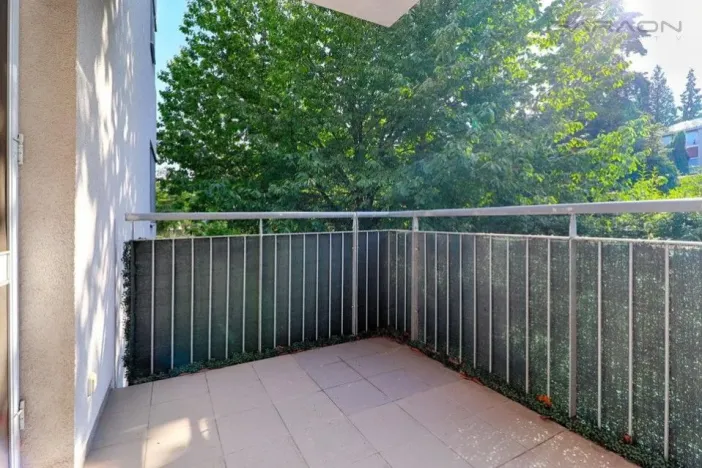 Pronájem bytu 1+kk, Praha - Ďáblice, Nad Akcízem, 40 m2