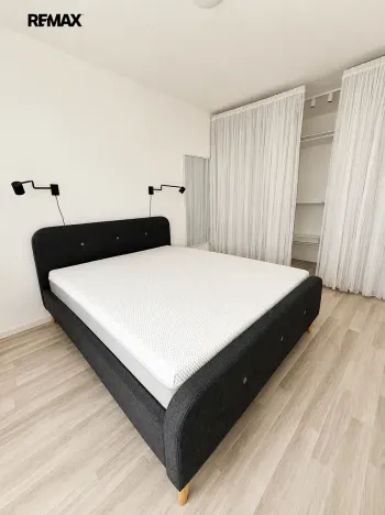 Pronájem bytu 2+kk, Praha - Hloubětín, Granitova, 53 m2