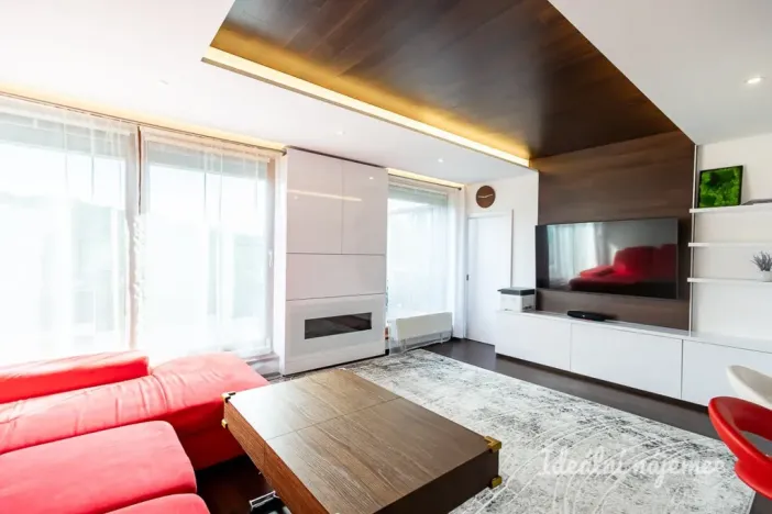 Pronájem bytu 2+kk, Praha - Holešovice, Varhulíkové, 80 m2