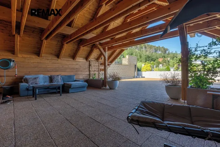 Prodej vily, Králův Dvůr, Pod Lesem, 296 m2