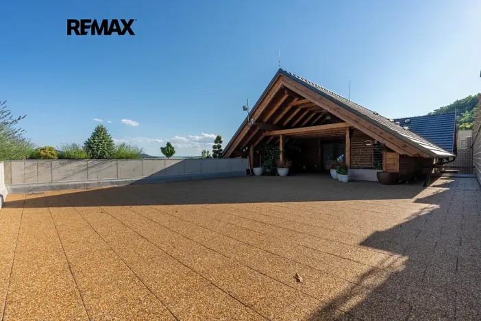 Prodej vily, Králův Dvůr, Pod Lesem, 296 m2