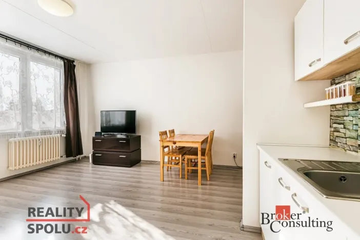 Pronájem bytu 1+kk, Brno - Židenice, Prušánecká, 33 m2