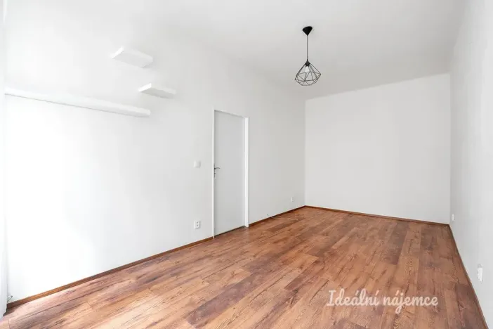 Pronájem bytu 1+1, Praha - Libeň, U libeňského pivovaru, 35 m2