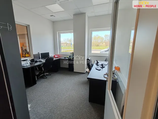 Pronájem skladu, Ostrov - Dolní Žďár, 4400 m2