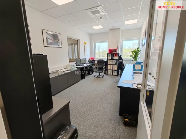 Pronájem skladu, Ostrov - Dolní Žďár, 4400 m2