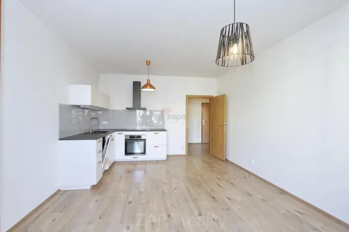 Pronájem bytu 2+kk, Praha - Čakovice, Bermanova, 48 m2