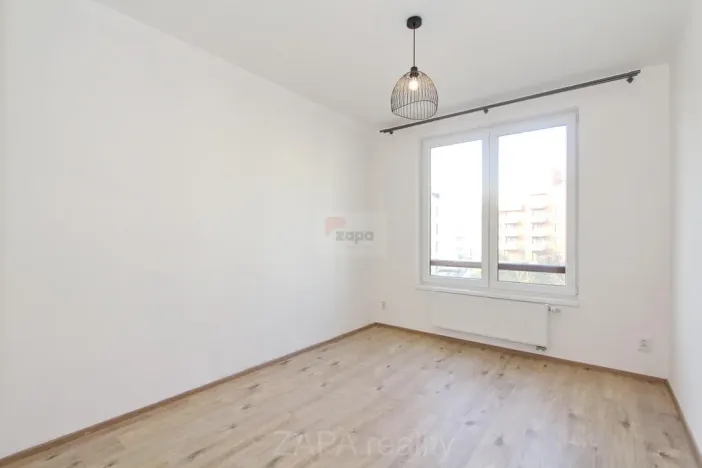 Pronájem bytu 2+kk, Praha - Čakovice, Bermanova, 48 m2