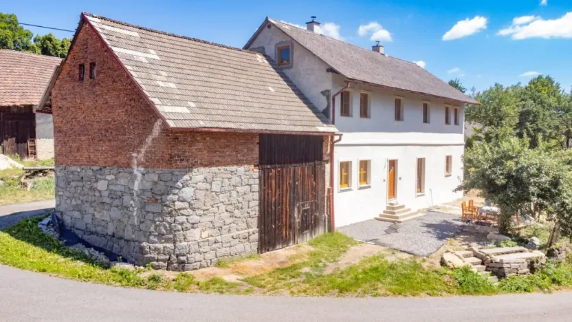 Prodej rodinného domu, Kolinec - Mlázovy, 250 m2