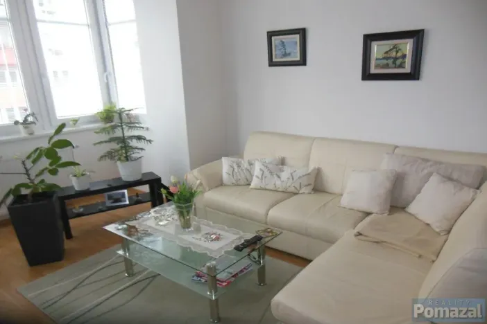 Pronájem bytu 2+kk, Praha - Záběhlice, Velenovského, 58 m2