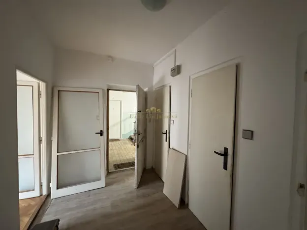 Prodej bytu 3+1, Praha, Slévačská, 78 m2