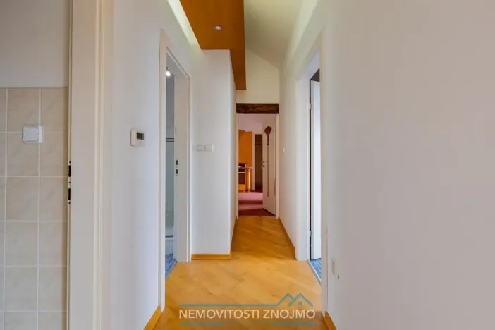 Prodej atypického bytu, Znojmo, Alšova, 310 m2