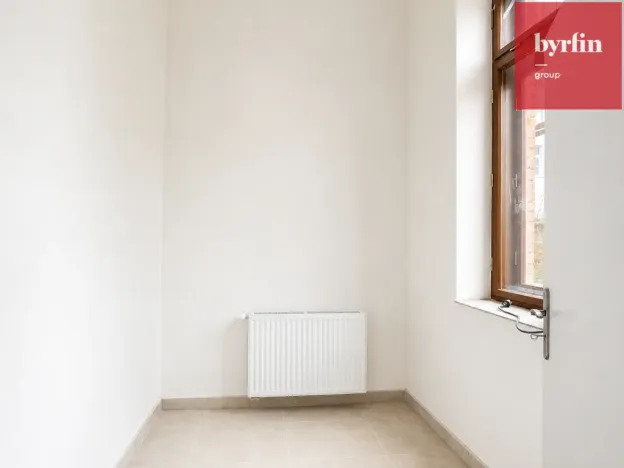 Pronájem obchodního prostoru, Krnov, nám. Minoritů, 84 m2