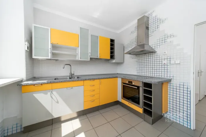 Prodej bytu 2+1, Praha - Vršovice, Murmanská, 59 m2