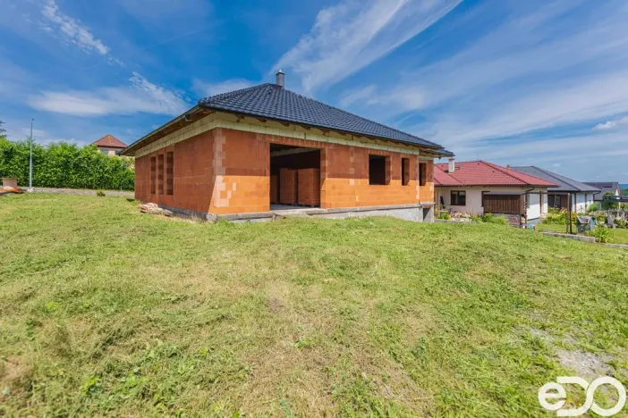 Prodej rodinného domu, Žleby, 172 m2