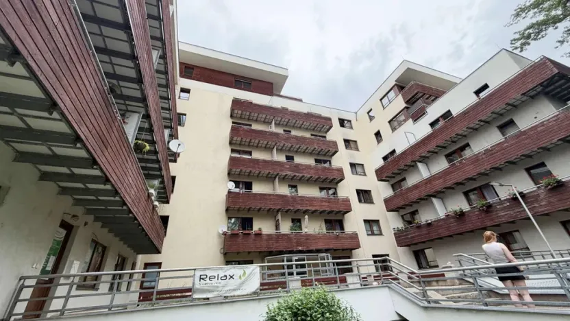 Pronájem bytu 2+kk, Praha - Hostivař, Švehlova, 52 m2