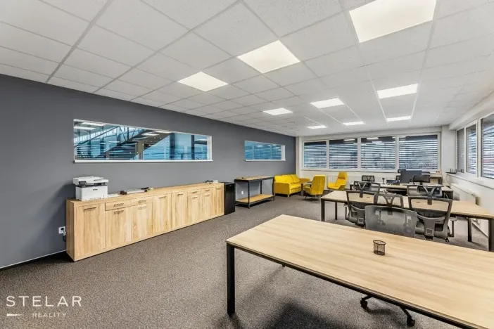Pronájem kanceláře, Hranice, 60 m2