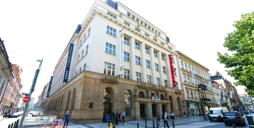 Pronájem obchodního prostoru, Praha - Staré Město, 57 m2