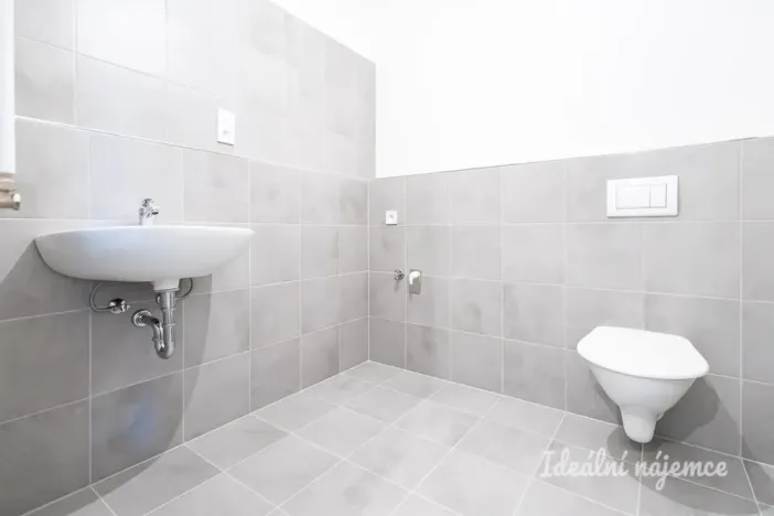 Pronájem bytu 1+kk, Praha - Vysočany, Gerstelova, 47 m2