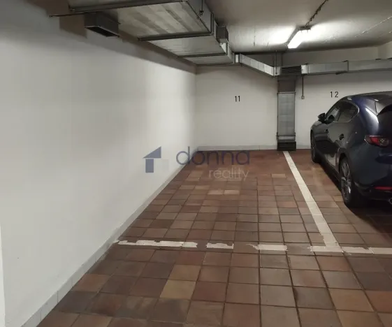 Prodej bytu 3+1, Praha, Podolská, 86 m2