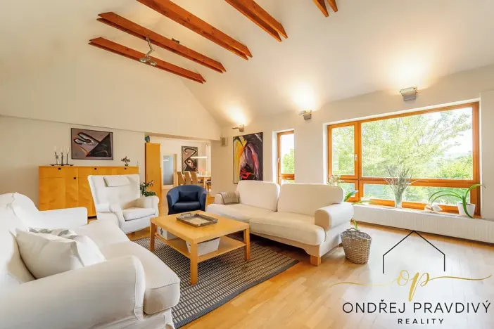 Prodej rodinného domu, Liteň, Karlštejnská, 237 m2