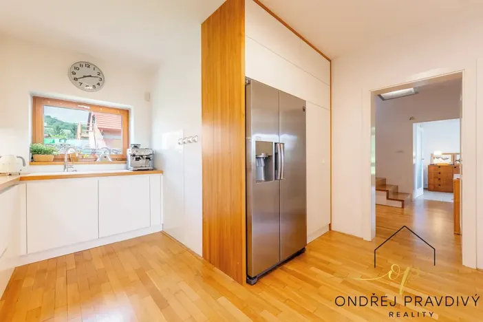 Prodej rodinného domu, Liteň, Karlštejnská, 237 m2