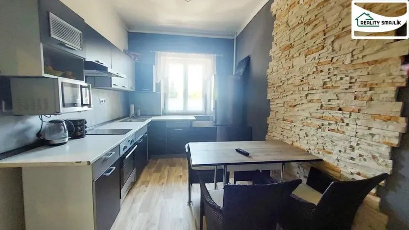 Pronájem bytu 2+1, Cheb, Dyleňská, 54 m2