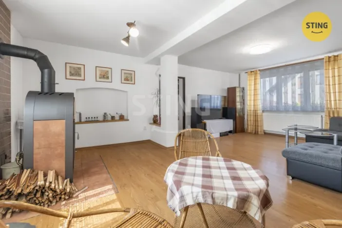 Prodej rodinného domu, Krmelín, 230 m2