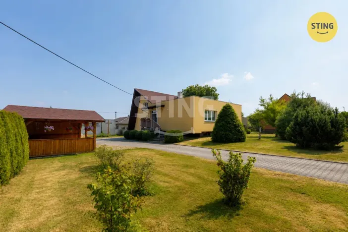 Prodej rodinného domu, Krmelín, 230 m2