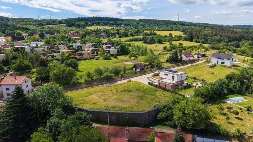 Prodej pozemku, Praha - Lipence, Boudova, 2214 m2